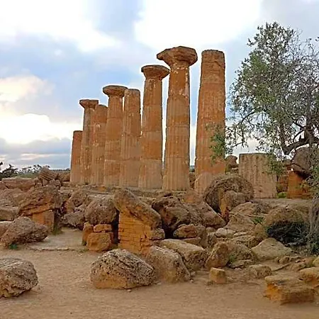 Capinera 3* Agrigento